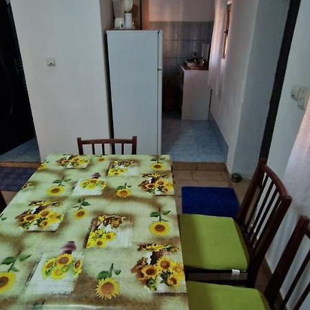 Pensiunea Casa Andreea Novaci-Străini Εξωτερικό φωτογραφία